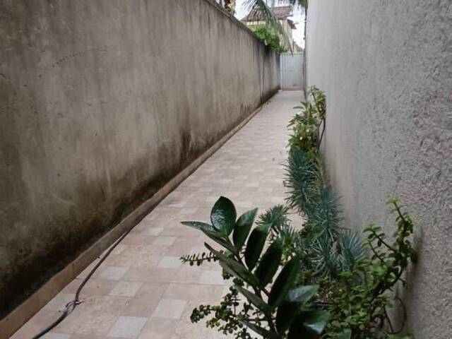 Casa para Venda em Rio das Ostras - 3