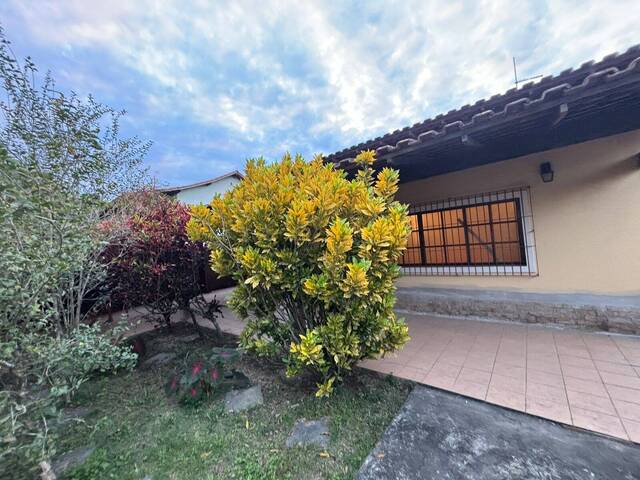 Casa para Venda em Rio das Ostras - 2