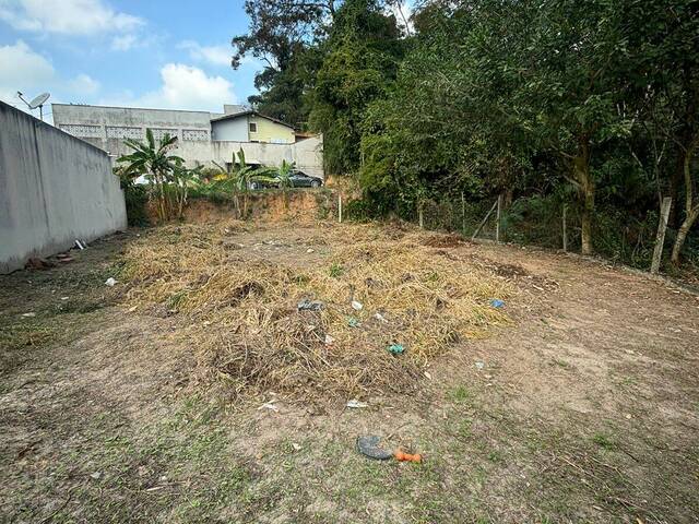 Terreno para Venda em Rio das Ostras - 5