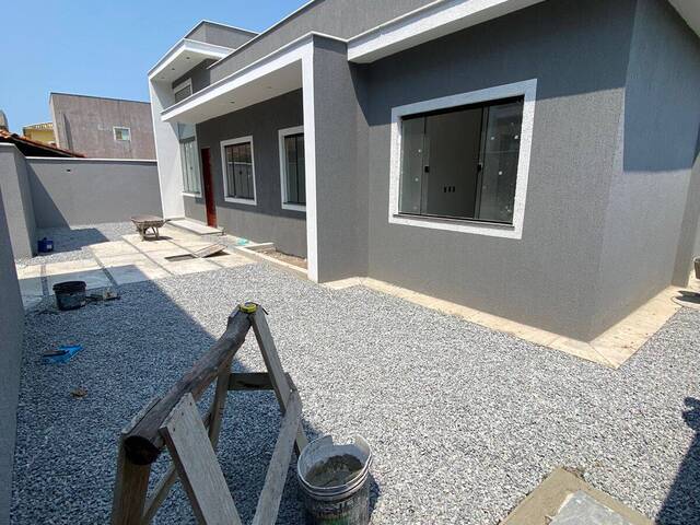 Casa para Venda em Rio das Ostras - 2