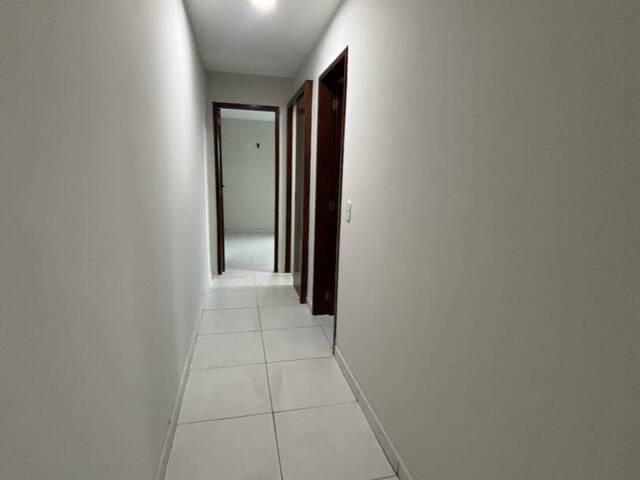 Apartamento para Venda em Rio das Ostras - 5